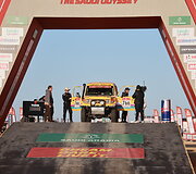 Dakar Classic starto arka, Ignas Daunoravičius ir Shammie Baridwan
