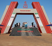 Dakar Classic starto arka, Karolis Rai&scaron;ys ir Christophe Marques