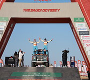Dakar Classic starto arka, Karolis Rai&scaron;ys ir Christophe Marques