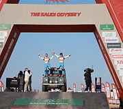 Dakar Classic starto arka, Karolis Rai&scaron;ys ir Christophe Marques