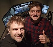 Įžymybės i&scaron;bandė virtualią &bdquo;Lithuanian Motorsport Park&ldquo; trasą
