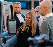 Karolio Rai&scaron;io ir Roko Baciu&scaron;kos i&scaron;lydėtuvės į Dakarą su &bdquo;Defender&ldquo; gerbėjais