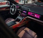  &bdquo;Porsche Cayenne Electric&ldquo; Vilniuje