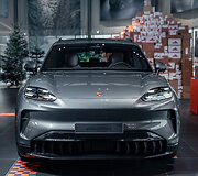  &bdquo;Porsche Cayenne Electric&ldquo; Vilniuje