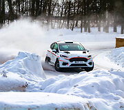 Jaunieji ralio talentai i&scaron;bandė &bdquo;Ford Fiesta Rally4&ldquo; 