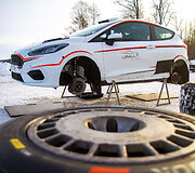 Jaunieji ralio talentai i&scaron;bandė &bdquo;Ford Fiesta Rally4&ldquo; 