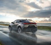 Elektrinis &bdquo;Toyota C-HR+&ldquo; 