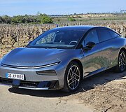 Elektromobilis XPENG P7+: testai