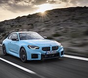 BMW M2 su &bdquo;M xDrive&ldquo; sistema