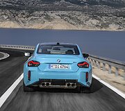 BMW M2 su &bdquo;M xDrive&ldquo; sistema