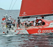 Rokas Milevičius ir &bdquo;Brunel&ldquo; komanda sėkmingai startavo regatoje aplink pasaulį &bdquo;Volvo Ocean Race&ldquo; 2014 m. spalio 11 d. 
