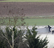 Teroristų Kouachi slaptavietės spaustuvėje &scaron;turmas 2015 m. sausio 09 d. 