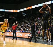 &bdquo;&Scaron;iauliai&ldquo; nugalėjo &bdquo;Aris&ldquo;
