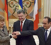 Kijeve aptarti taikos plano susitiko Angela Merkel, Francoise Hollande'as ir Petro Poro&scaron;enka 2015 m. vasario 05 d. 