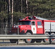 Gaisras &scaron;alia automagistralės Vilnius-Kaunas, ties &bdquo;Tvirtovės&ldquo; užeiga 2015 m. kovo 18 d. 