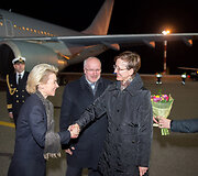 Į Lietuvą atskrido Vokietijos gynybos ministrė dr. Ursula von der Leyen  2015 m. balandžio 14 d. 