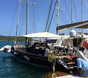 Jachtos &bdquo;&Scaron;vyturys Challenger Sailing&ldquo; ekipažas Antigvos regatoje