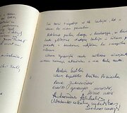 Lietuvos delegacija pagerbė L.Kaczynskio atminimą