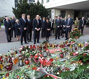 Lietuvos delegacija pagerbė L.Kaczynskio atminimą