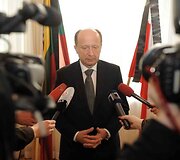 Lietuvos delegacija pagerbė L.Kaczynskio atminimą