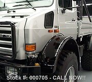 &bdquo;Ebay&ldquo; galima įsigyti ypatingą Arnoldo Schwarzeneggerio visureigį &ndash; &bdquo;Mercedes Benz Unimog&ldquo;