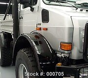 &bdquo;Ebay&ldquo; galima įsigyti ypatingą Arnoldo Schwarzeneggerio visureigį &ndash; &bdquo;Mercedes Benz Unimog&ldquo;