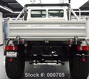 &bdquo;Ebay&ldquo; galima įsigyti ypatingą Arnoldo Schwarzeneggerio visureigį &ndash; &bdquo;Mercedes Benz Unimog&ldquo;