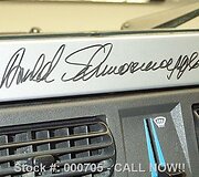 &bdquo;Ebay&ldquo; galima įsigyti ypatingą Arnoldo Schwarzeneggerio visureigį &ndash; &bdquo;Mercedes Benz Unimog&ldquo;