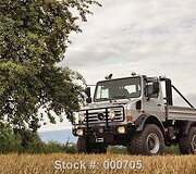 &bdquo;Ebay&ldquo; galima įsigyti ypatingą Arnoldo Schwarzeneggerio visureigį &ndash; &bdquo;Mercedes Benz Unimog&ldquo;