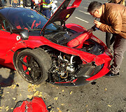 &bdquo;Ferrari LaFerrari&ldquo; avarija Budape&scaron;te (2015)