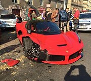 &bdquo;Ferrari LaFerrari&ldquo; avarija Budape&scaron;te (2015)
