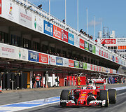 &bdquo;Ferrari&ldquo; i&scaron;bandė galvos apsaugos sistemos prototipą