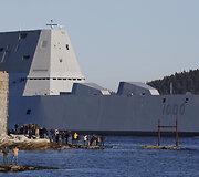 Moderniausias amerikiečių eskadrinis minininkas &bdquo;USS Zumwalt&ldquo; &ndash; nematomas radarams