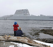 Moderniausias amerikiečių eskadrinis minininkas &bdquo;USS Zumwalt&ldquo; &ndash; nematomas radarams
