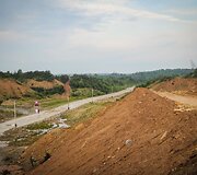 Prie Druskonio ežero fini&scaron;avo &scaron;e&scaron;tasis paeiliui bekelės maratonas &bdquo;4x4 perimetras&ldquo;