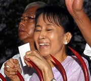 Aung San Suu Kyi paleista i&scaron; namų are&scaron;to 