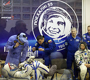 Amerikietis astronautas Shane'as Kimbrough ir rusai kosmonautai Sergejus Ryžikovas bei Andrejus Borisenka