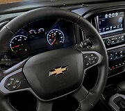 &bdquo;General Motors&ldquo; kūrinys - karinis vandeniliu ir elektra varomas visureigis  ZH2