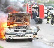 Vilniuje sudegė &bdquo;Audi&ldquo;