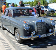 &bdquo;Mercedes-Benz&ldquo; gerbėjų &scaron;ventėje &ndash; i&scaron;skirtiniai automobiliai