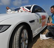 Lenktynių &bdquo;Rescue car&ldquo; oficialiai tituluojamas &bdquo;Jaguar F-Pace&ldquo;, o &bdquo;Safety car&ldquo; &ndash; &bdquo;Jaguar XF&ldquo;