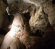 Demanovo slėnio stalagmitų ir stalaktitų Laisvės urvas