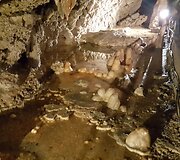 Demanovo slėnio stalagmitų ir stalaktitų Laisvės urvas