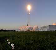 &bdquo;SpaceX&ldquo; sėkmingai paleido ir nutupdė jau panaudotą raketą