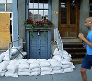 Niujorkas: kelios valandos iki uragano