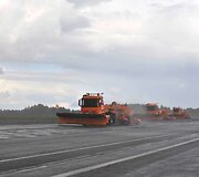 &bdquo;Mercedes&ldquo; pamoka, kaip reikia valyti kelius