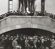 J. Miežlai&scaron;kis. Mitingas prie Karo muziejaus. Kaunas, apie 1938 m. 