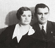 Julius Miežlaiskis su žmona Marijona. Marijampolė apie 1933 m. (Z. Miežlai&scaron;kio archyvas).