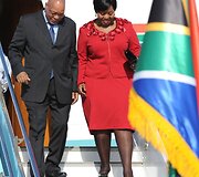 Pietų Afrikos Respublikos prezidentas Jacobas Zuma su žmona Nompumelelo Ntuli-Zuma