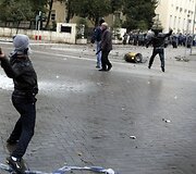 Protesto akcija Tiranoje virto kruvinomis kautynėmis.